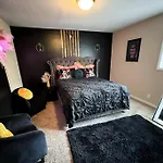 Midtown Atl Sleep Up To Five 2Bedroom With A Bonus Bedroom