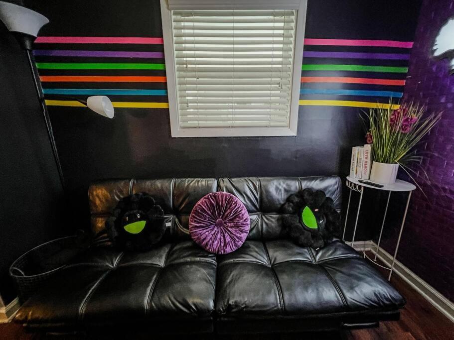 Midtown Atl Sleep Up To Five 2bedroom With A Bonus Bedroom *