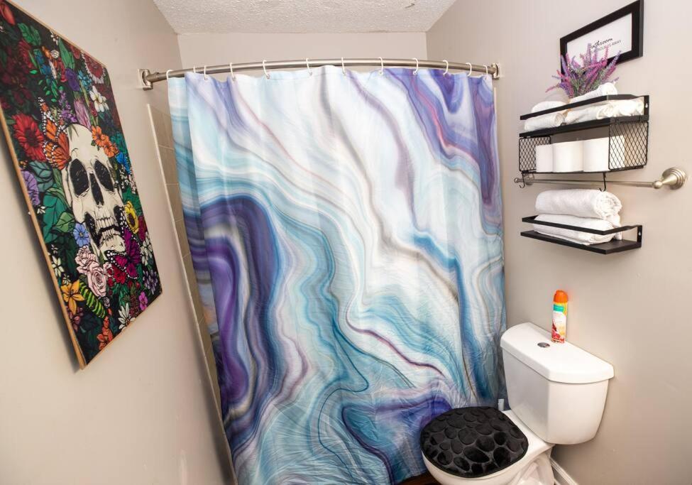 Midtown Atl Sleep Up To Five 2bedroom With A Bonus Bedroom * Atlanta